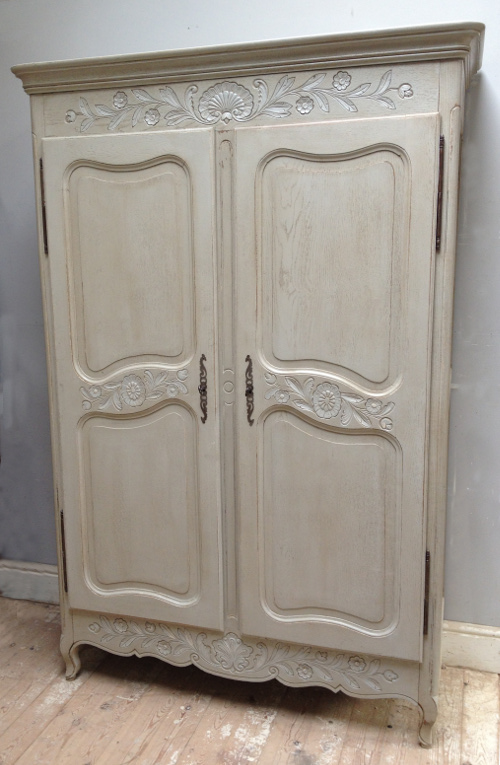 Old French louis xv armoire